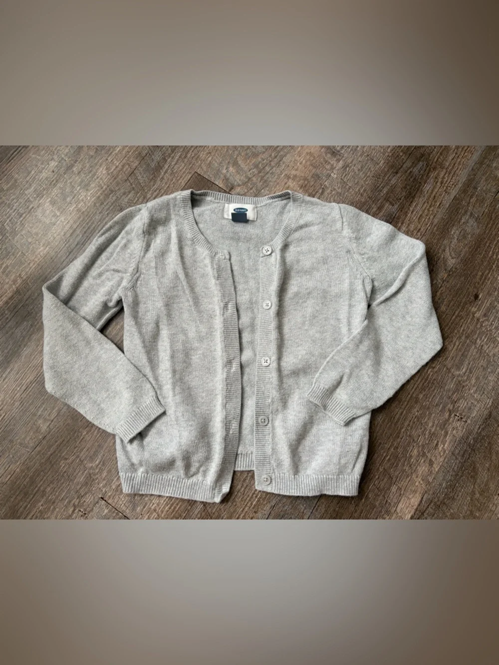 🌸 $10 SALE 🌸 Old Navy Cardigan size 5T